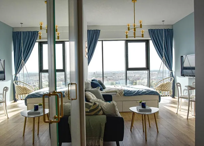 Apartment Heaven Hanza Tower 17th Floor